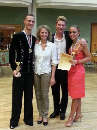 Bild von links: Niklas Patt, Marion Schurz, Martin Schurz, Kanina Pempe Bild von links: Niklas Patt, Marion Schurz, Martin Schurz, Kanina Pempe